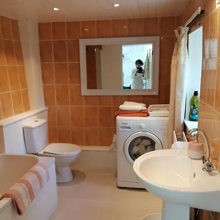 펜션 Quaint Secluded Close To Beautiful Kinvara *